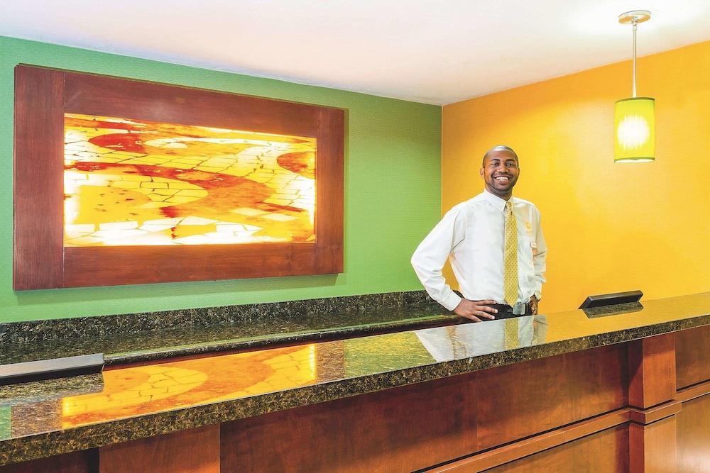 Comfort Inn San Diego Old Town מראה חיצוני תמונה